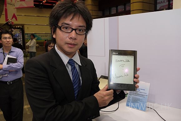 專訪華碩 : 我們的Eee Tablet 不單能看，更能用!(獨家 Computex 2010)