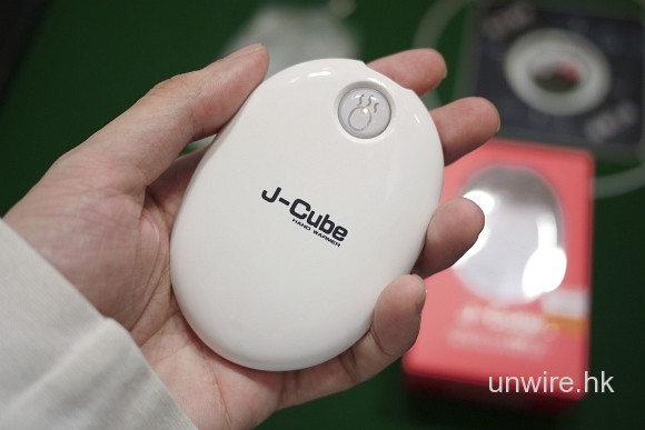 暖手器 + 手機/PSP/NDS/iPhone 外置充電池 2 合 1