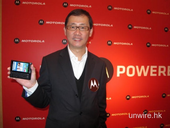 Motorola Milestone 2.2 更新進退兩難？