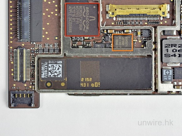 iPad 2 被拆解！電池加大、512MB 記憶體