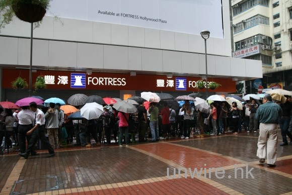 iPad 2 香港行貨開賣! 多區直擊及入手情報更新