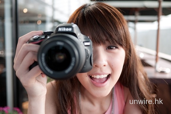 Nikon D5100 實測連 Canon EOS 600D VS 比併
