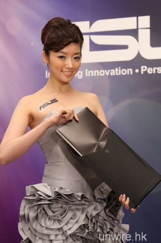 挑戰 Apple MBA? Core i5 i7 鋁合金超輕薄 NB – Asus UX 系列