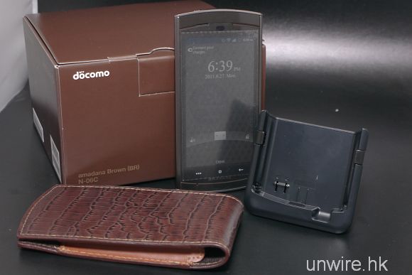 7.9mm 最薄日系防水機到港 – NEC MEDIAS WP N-06C