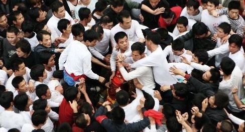 有了 Google+ ，第一步就是搶 gplus.to !