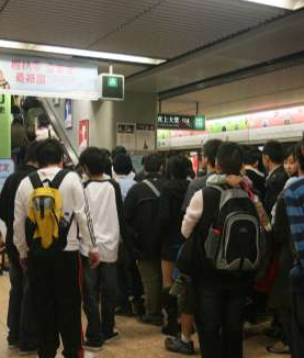 地鐵上網問題多年不改善，電訊商高層「爆料」：「我們有苦衷！」