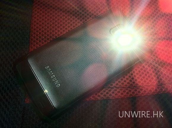 強光！將 Samsung Galaxy SII / S2 變手電筒