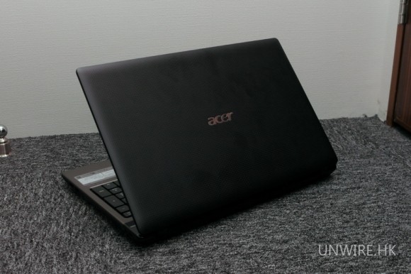 雙劍合壁的遊戲威力 － Acer Aspire 5560G