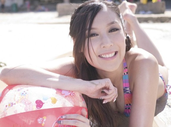 美少女 x 比堅尼 x 防水 DC 拍攝小貼士 (附影片教學)