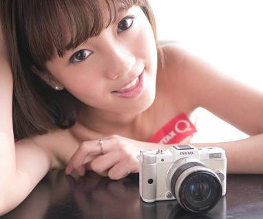 最細最輕! Pentax Q 可換鏡相機速測