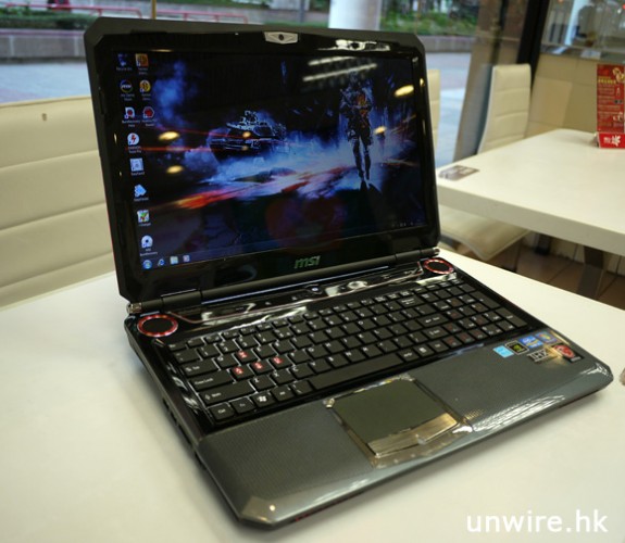 駕馭一線遊戲 MSI GT683DX Gaming Notebook