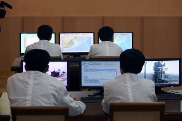 網民笑北韓衛星中心似網吧