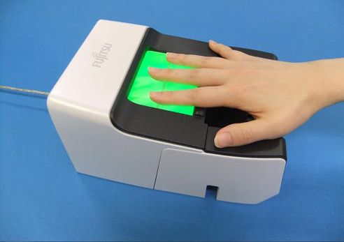 以手紋代替提款卡！日本推出「生物認證」ATM