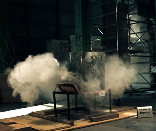 減低地震傷亡 ! 保命學生書桌誕生