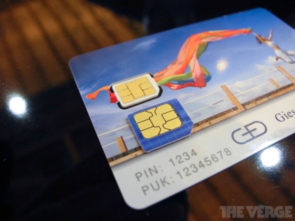 Apple Nano-SIM 原型公佈，與 Nokia 爭奪下一代 SIM 卡標準