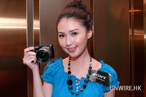 換鏡機鬥「細」! GF5 vs NEX F3 快速比一比