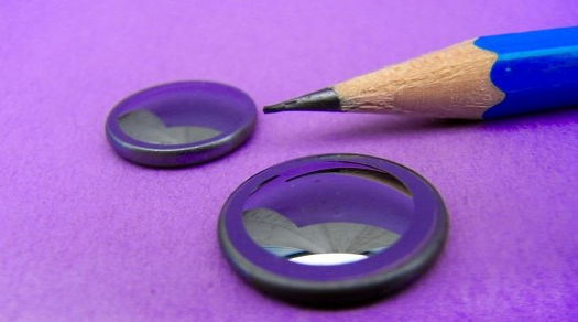 較大眾化的車用夜視裝置，摸黑駕車唔駛驚