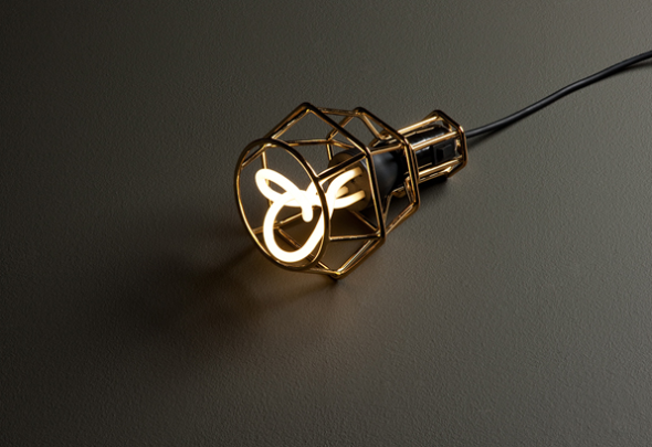 Baby Plumen 001 優美形狀省電燈泡，提高家中格調