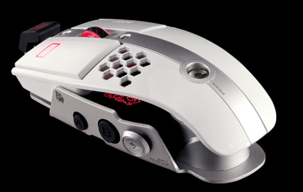 BMW 滑鼠 Level 10 M – 可能會是 game 迷們的 dream mouse