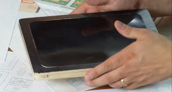 教出尖子，唔砌積木砌 Tablet