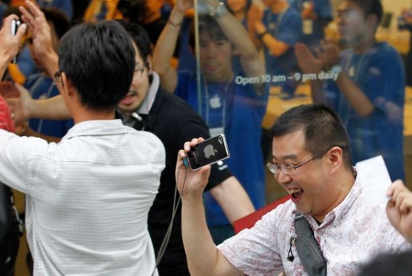 22/11 UNWIRE 討論區精選：今日好多人抽中 iPhone 5?