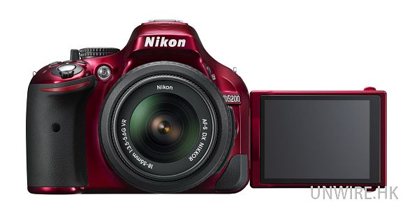 24.1 MP + 升級對焦測光系統！入門級 DSLR ．Nikon D5200 登場！