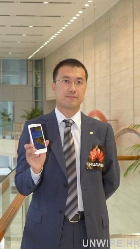 【真機速試】$3,680 即買 4 核、4.5 吋 720p 手機 － HUAWEI Ascend D1 quad