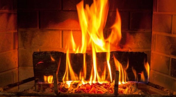 6 款不歡迎聖誕老人的優雅新式火爐