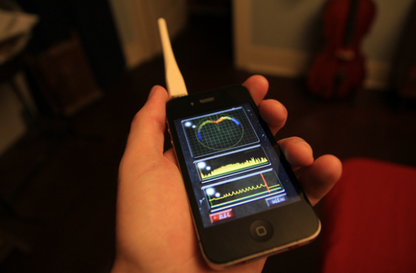 把 iPhone 變成鬼魂探測器