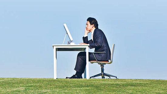 90 後港人：不上網會死、會焦慮