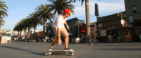 柯南道具！電動滑板登陸 CES