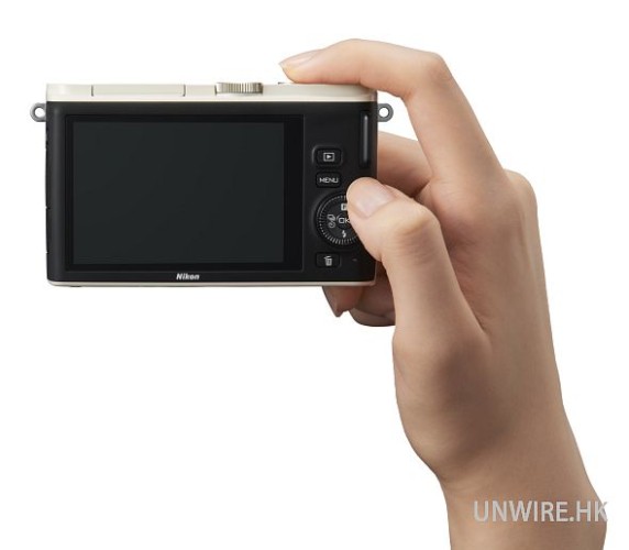 Nikon 發表全球最細無反 J3 及入門無反 S1