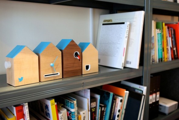 英創意設計．收 Tweet 即叫咕咕鐘