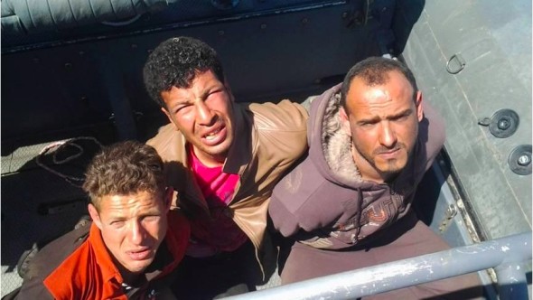 網路癱瘓超簡單！潛水員企圖割斷海底電纜