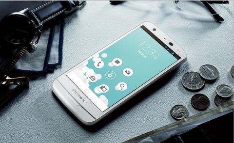 以熱導管為手機消暑．NEC MEDIAS X06E 登場