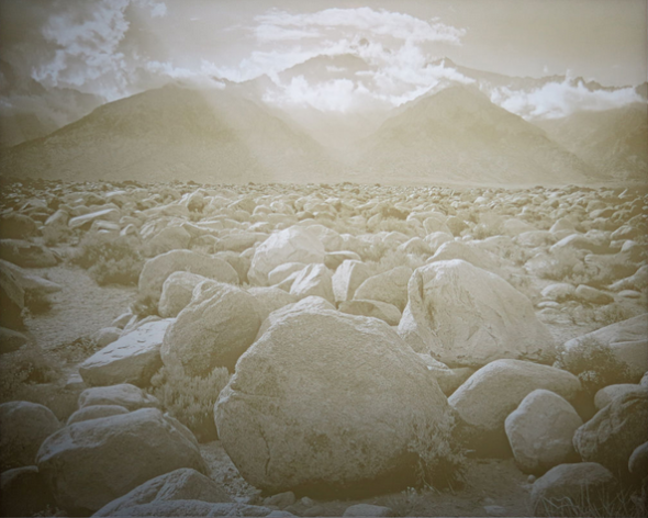 把 2D 照片變成平面上的 3D 照片