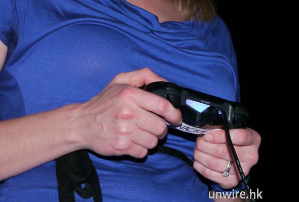 【速測】手感更佳更好按 ! PS4 手制速試感