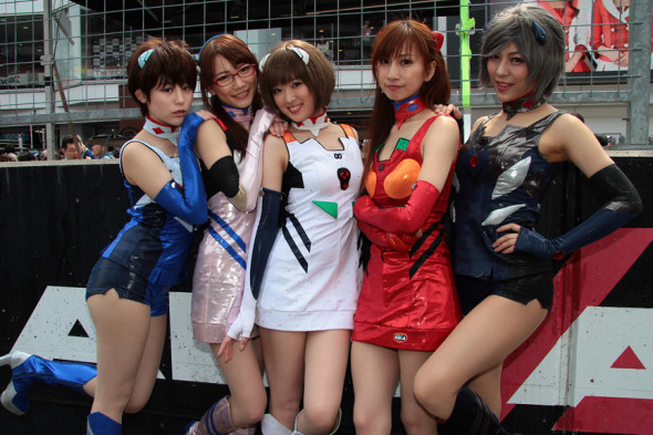 【圖集】EVA 2013 賽車女郎亮相！MP4-12C GT3 決戰馬來西亞