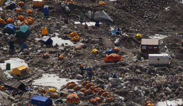 珠穆朗瑪峰都有 4G 用