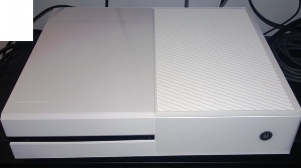 白色 Xbox One 你喜歡嗎？