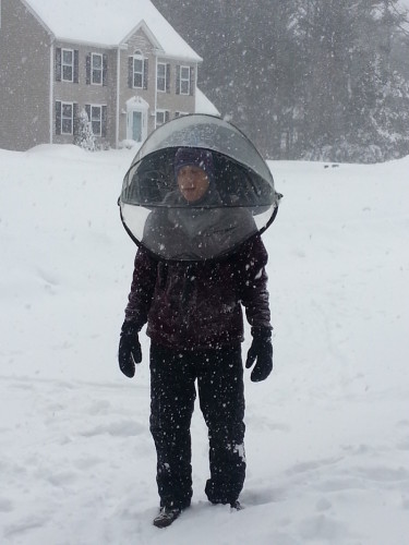 恩想 : 洋人新科技雨傘? 中國遠古不就有了? (但我笑不出來)