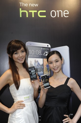 你是受害者嗎？HTC One 將解決紫光鏡頭問題