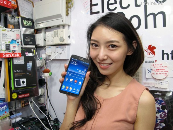 【新機速試】彎得有道理？Samsung GALAXY Round 速測