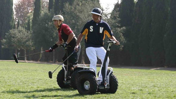 毋須騎馬  依然高貴！用 Segway 打 Polo