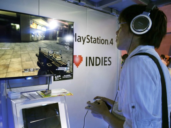 不敵手機！PS4 恐成末代家用遊戲機