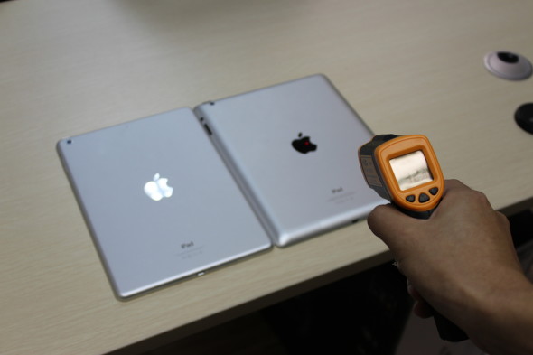 會變暖蛋嗎？iPad Air 打機溫度測試