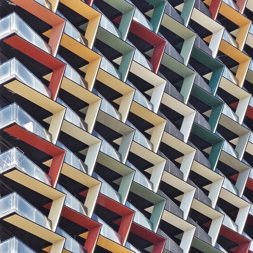 密集恐懼症勿入！整齊排列的窗戶大檢閱