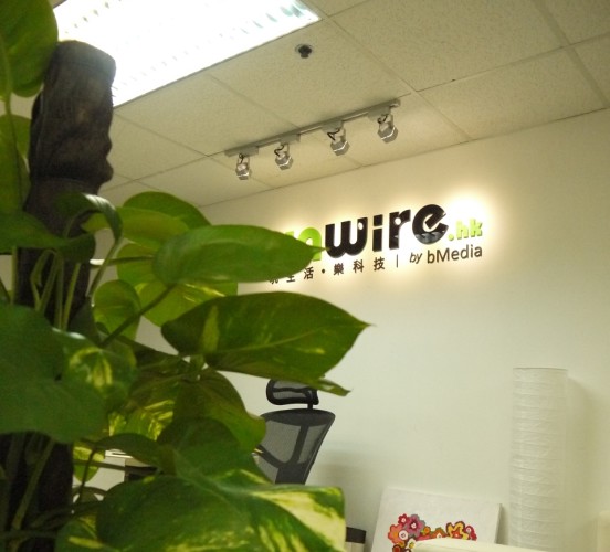 植物都有 HP 值? UNWIRE 黃金葛實測 Parrot Flower Power 智能植物監測器