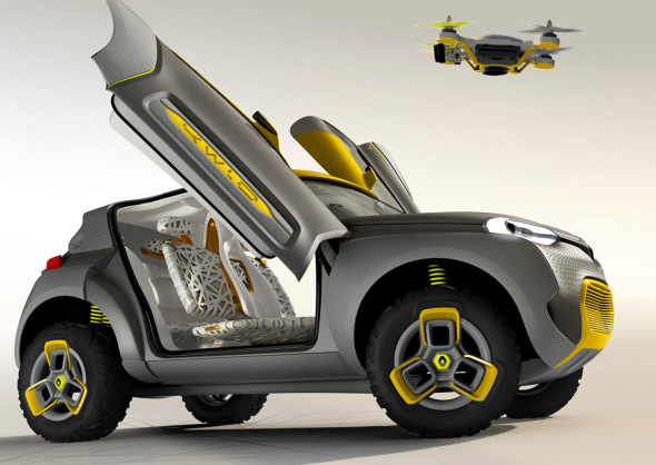 新車 KWID 附設無人機  偵察交通狀況