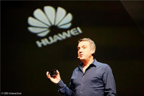 30 秒下載高清片、可用 10 小時！Huawei E5786 WiFi Hotspot